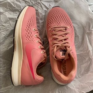 Nike Air Zoom Pegasus 34